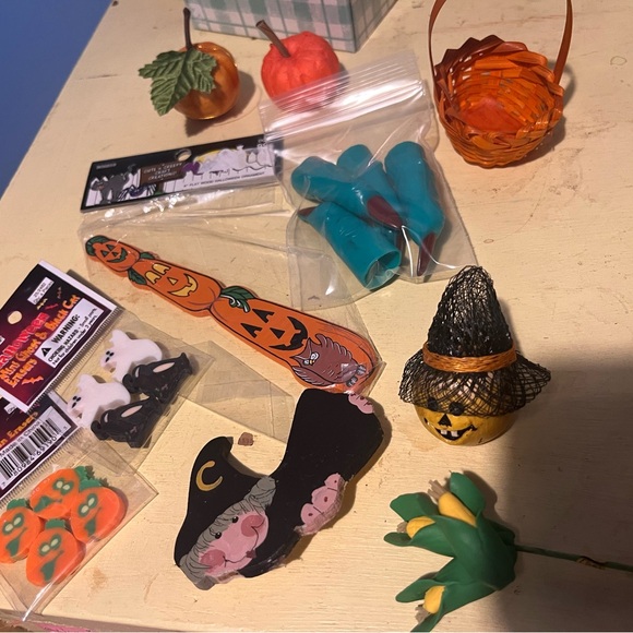 Vintage Halloween Basket craft supplies LOT - Picture 16 of 16